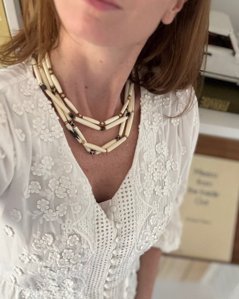collier femme élégant ethnique os haut de gamme