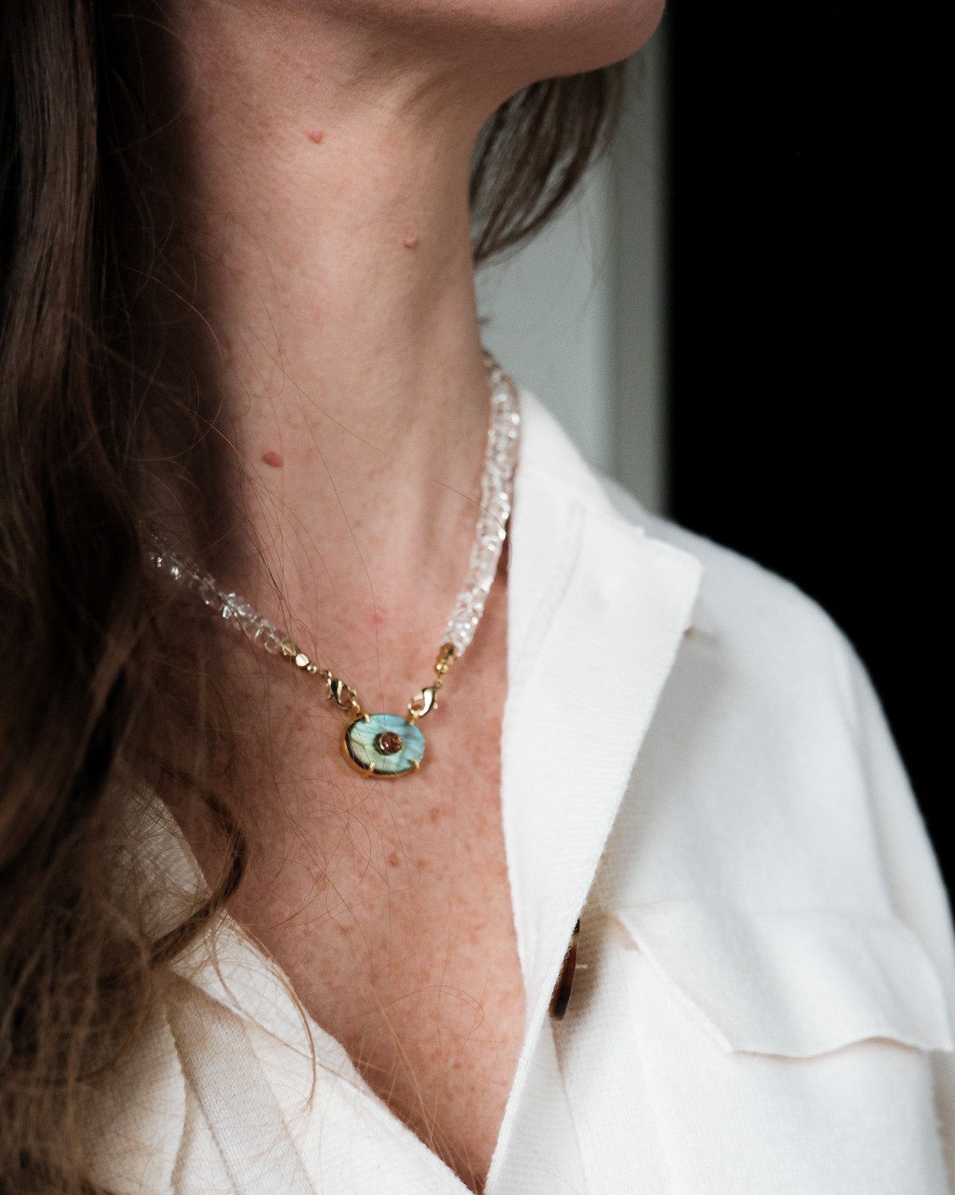 Collier oeil sur perles heishi lisses en pierres semi-précieuses - Apprêts dorés 24 carats